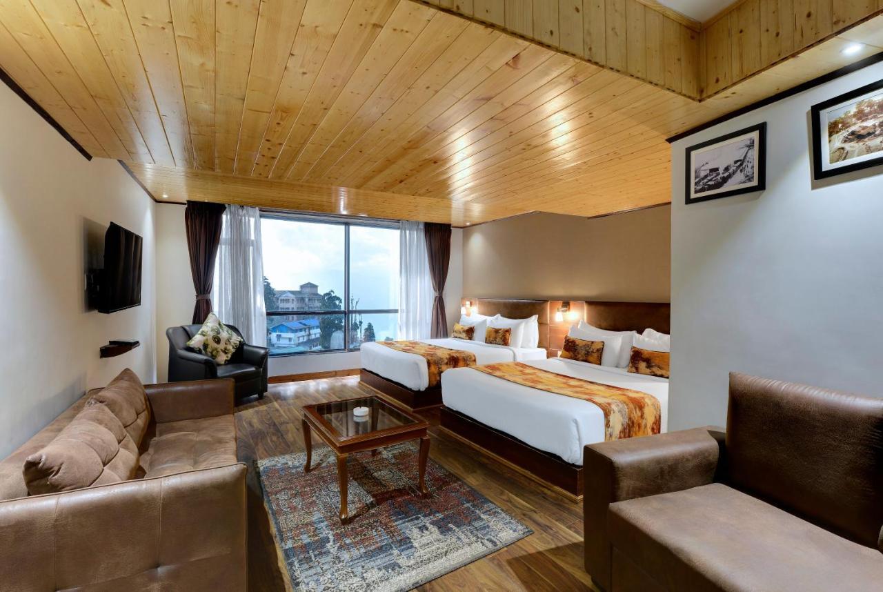 Yashshree Mall Road Darjeeling Hotel 4*