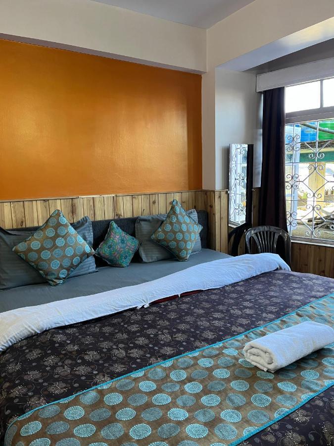 Sradhanjali Hotel 3*
