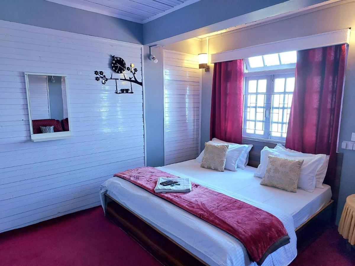 Crown Guest house *