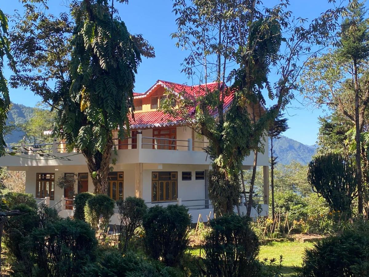Homestay Bloomfield And Eco-resort