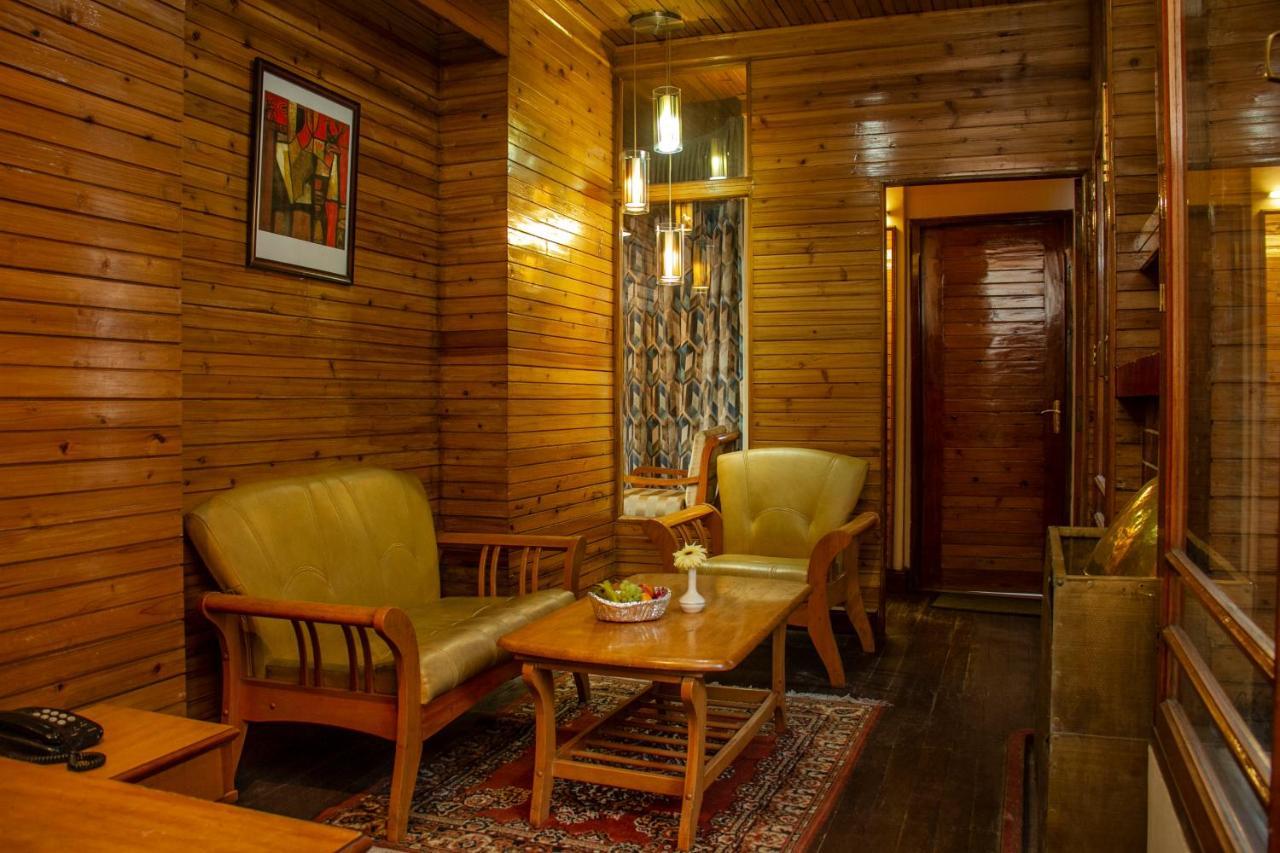 Heritage & Formerly Fortune Itc Darjeeling (West Bengal)