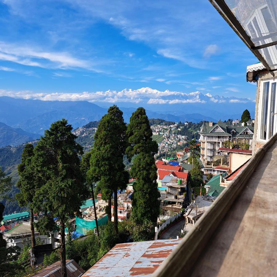 Homestay Darjeeling Heights - A Boutique Mountain View