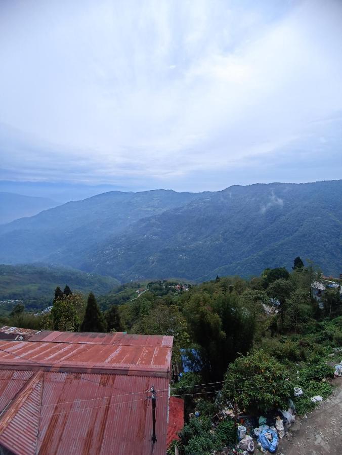 Bastola