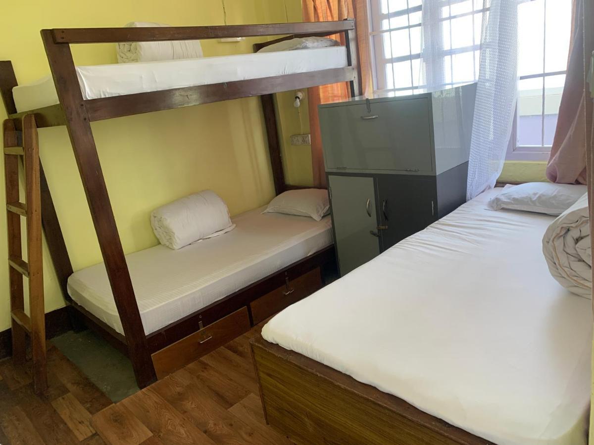 Hideout Backpackers