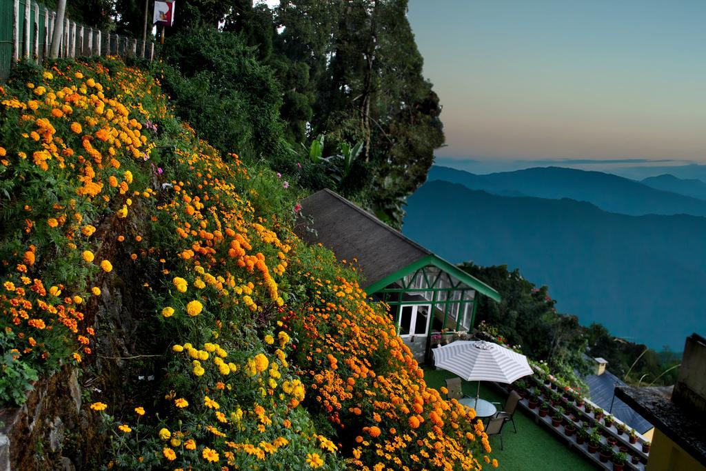 Gleneagles Heritage Resort: Former Tata Chairman's 3* Darjeeling (West Bengal)