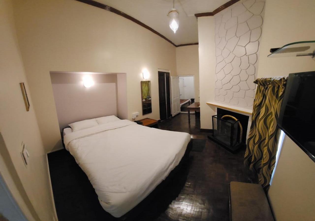 Ivanhoe Hotel 3*