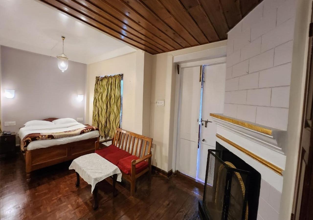 Ivanhoe Hotel Darjeeling (West Bengal)