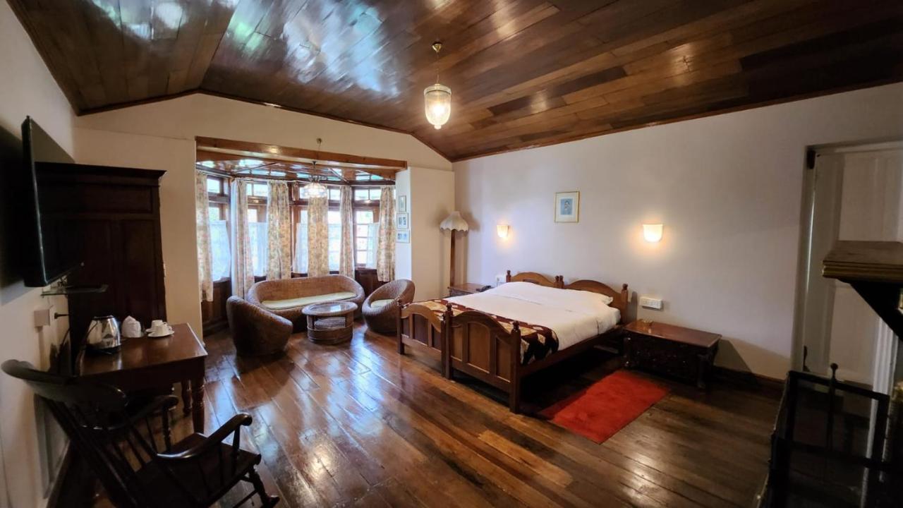 Ivanhoe Hotel 3*