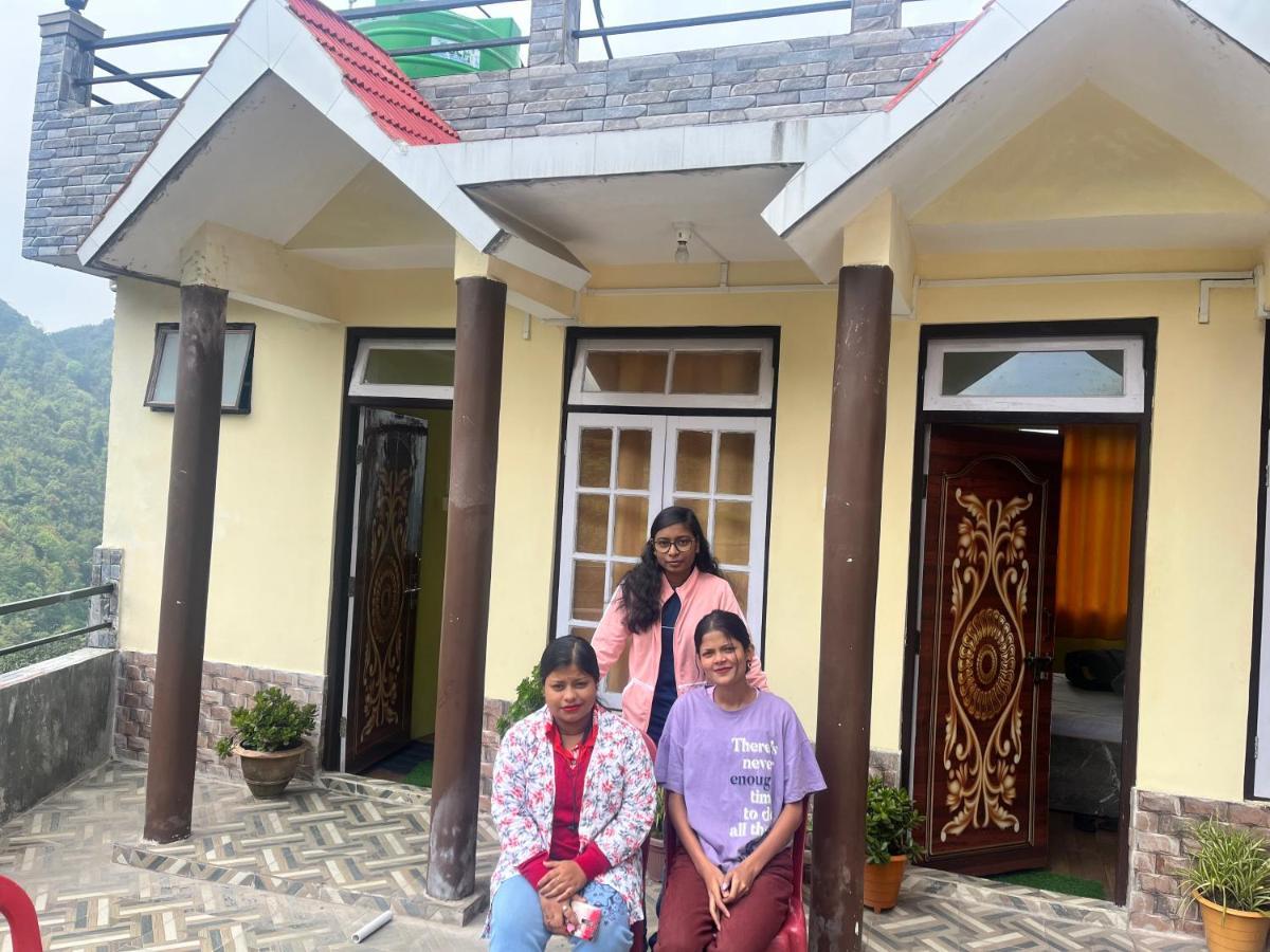 Homestay Graham Hill *