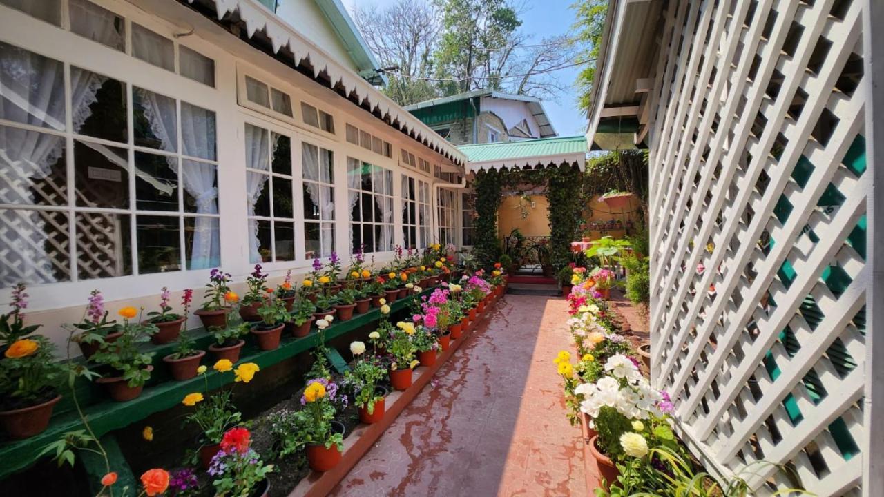 Ivanhoe Hotel 3*
