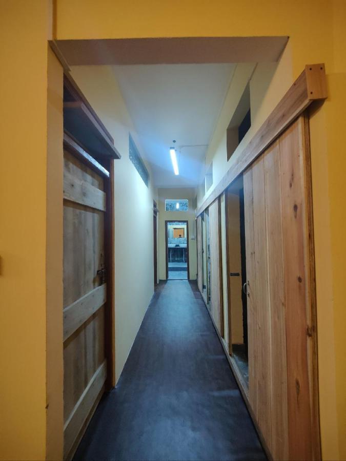 Tara Circle Hostel *