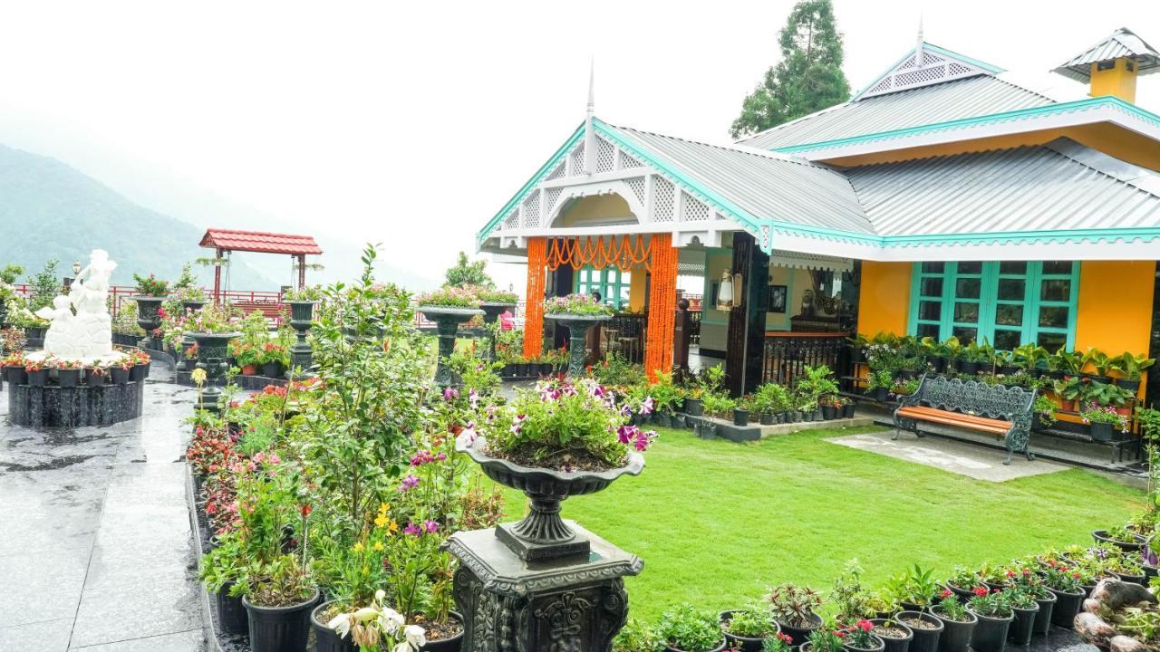 Hotel Mayfair Manor Jungpana