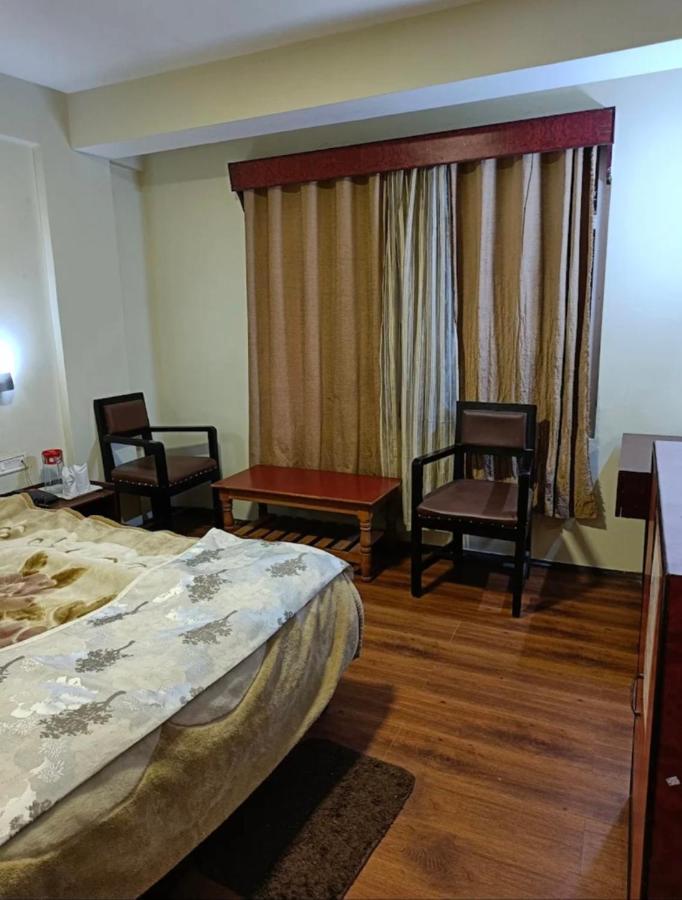 Hill's Bangali Saheb Darjeeling Hotel Darjeeling (West Bengal)