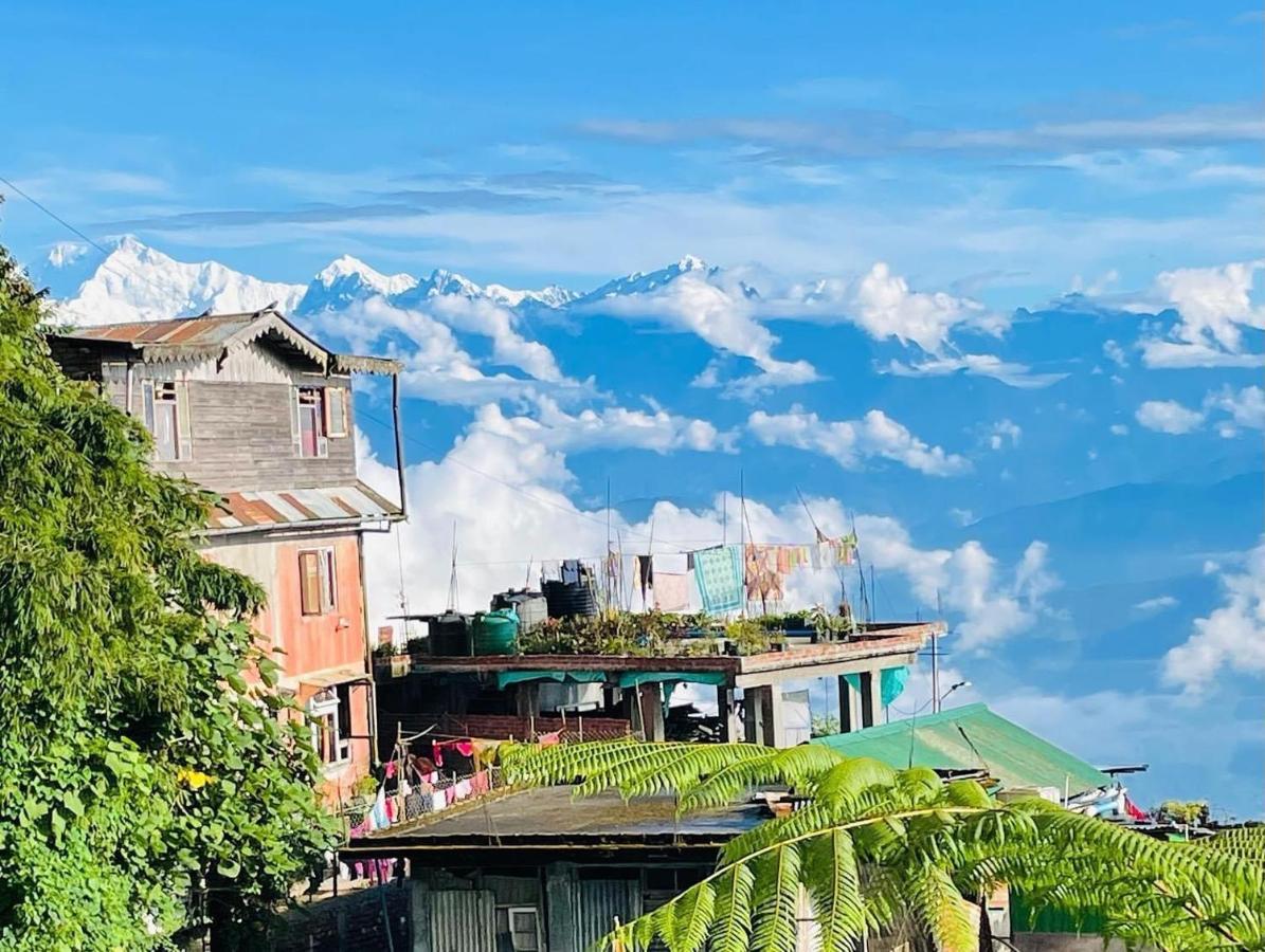 The Village Den , Darjeeling Bed & Breakfast *