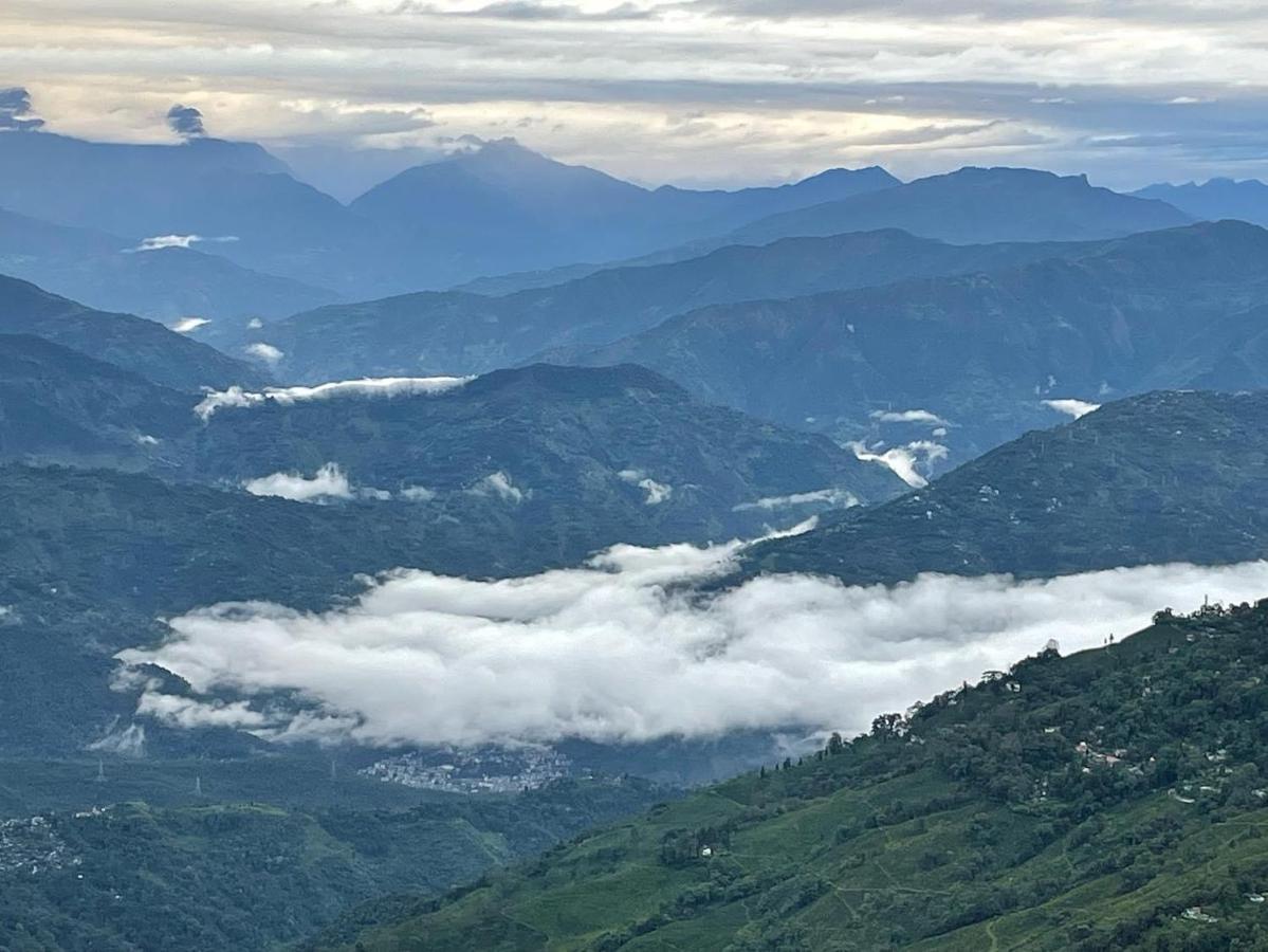 The Village Den , Darjeeling *