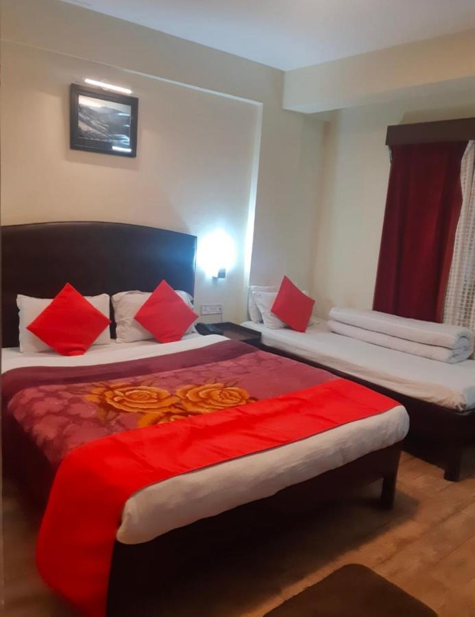Hotel Hill's Bangali Saheb Darjeeling