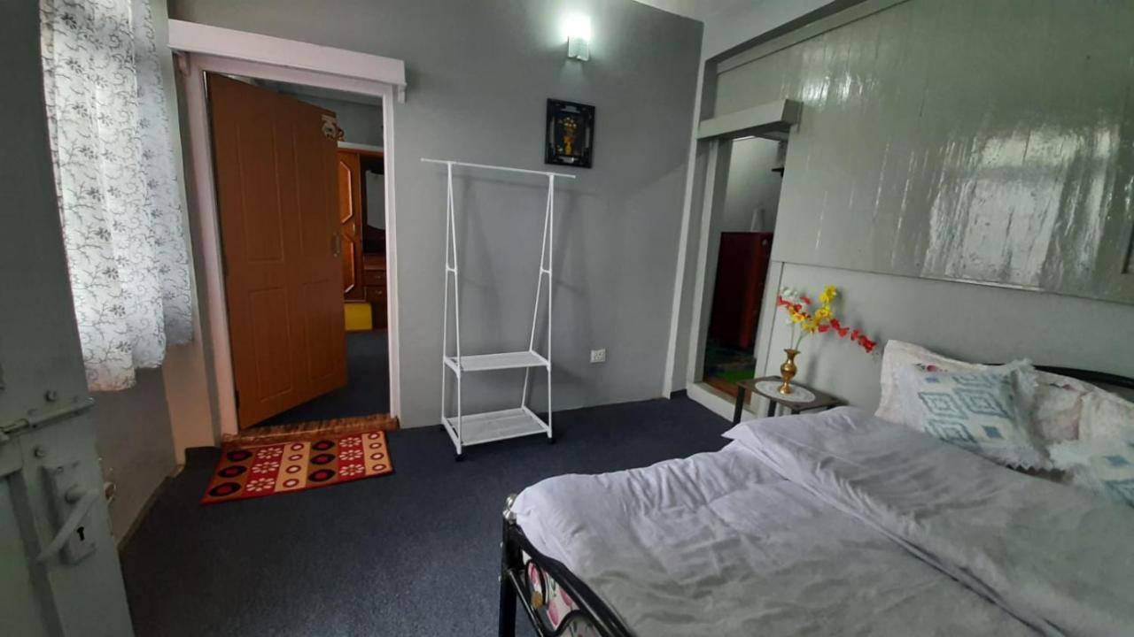 Bed & Breakfast The Village Den , Darjeeling *