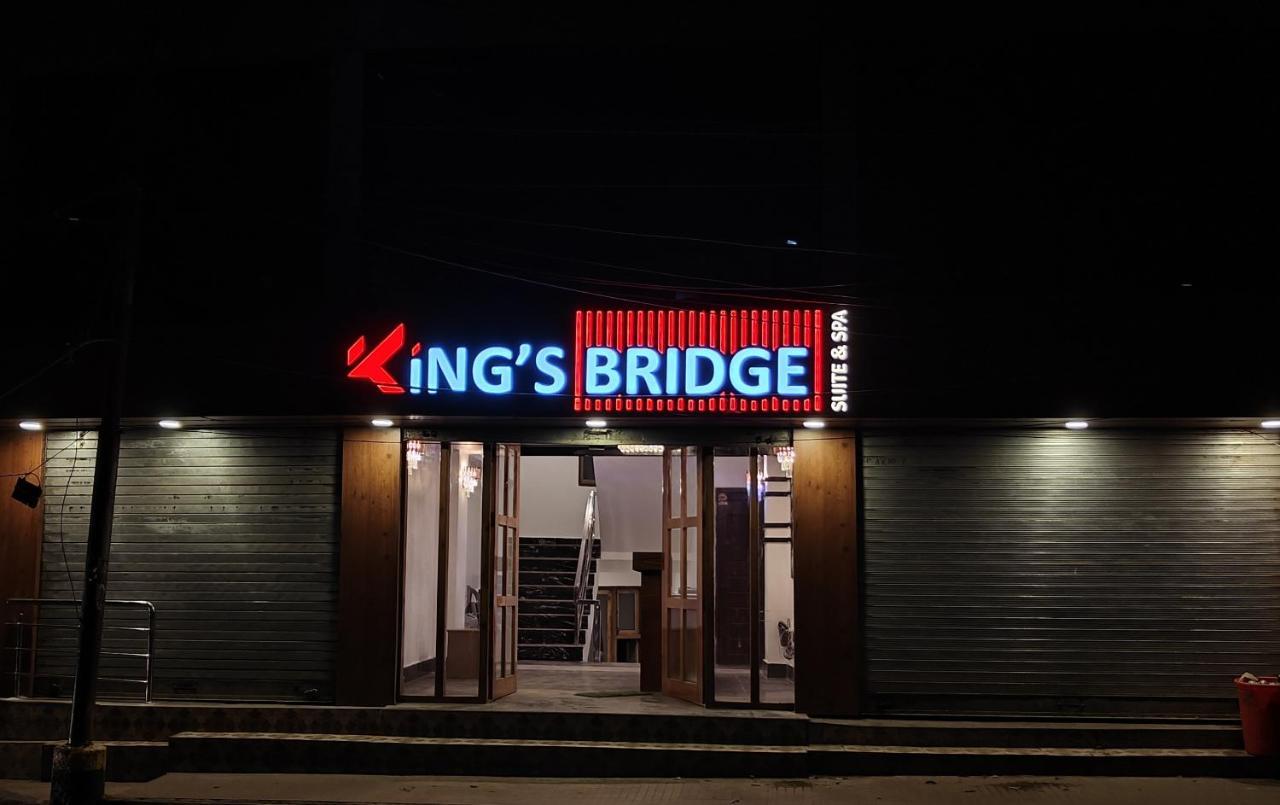 Hotel King's Bridge &