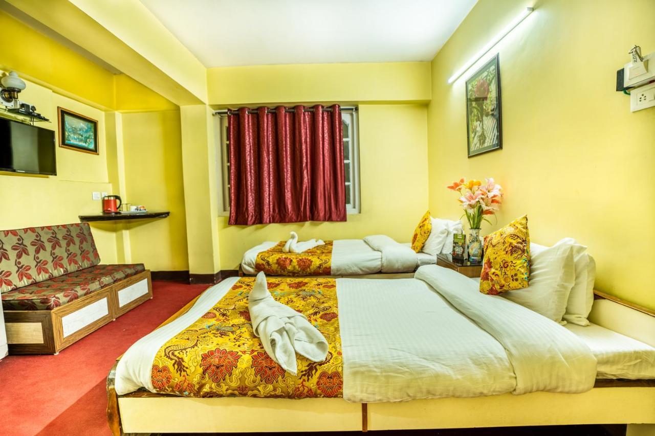Hotel Fennel Red Rose - 500 Mts From Mall Road Darjeeling (West Bengal)