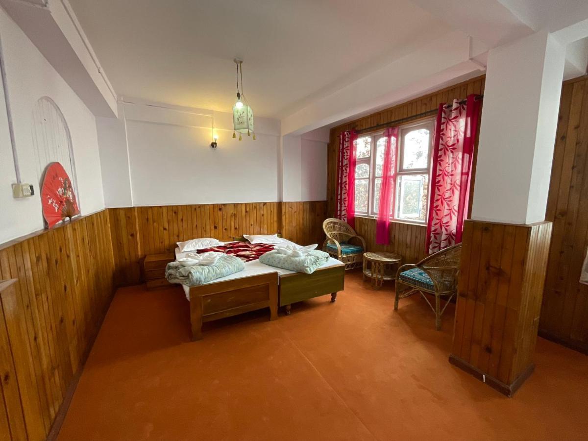 Long Island Hotel Darjeeling (West Bengal)