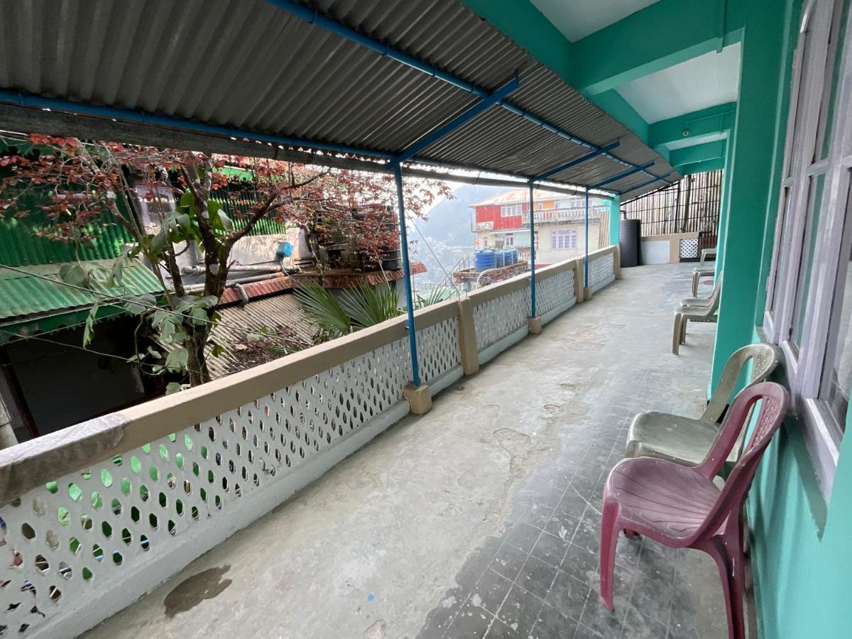 Long Island * Darjeeling (West Bengal)