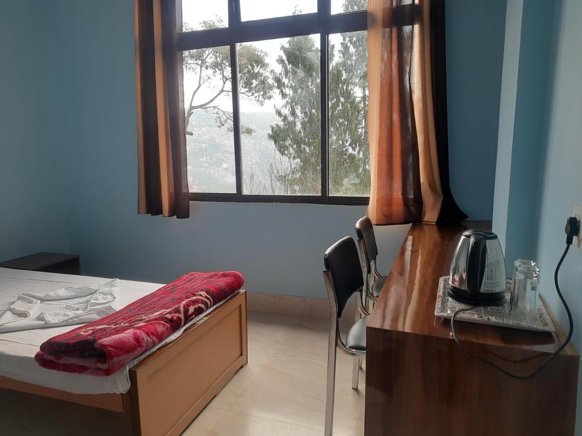 Bubble Beds Hostel *