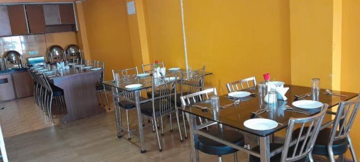 Jaswin Shanti Priya Hotel *