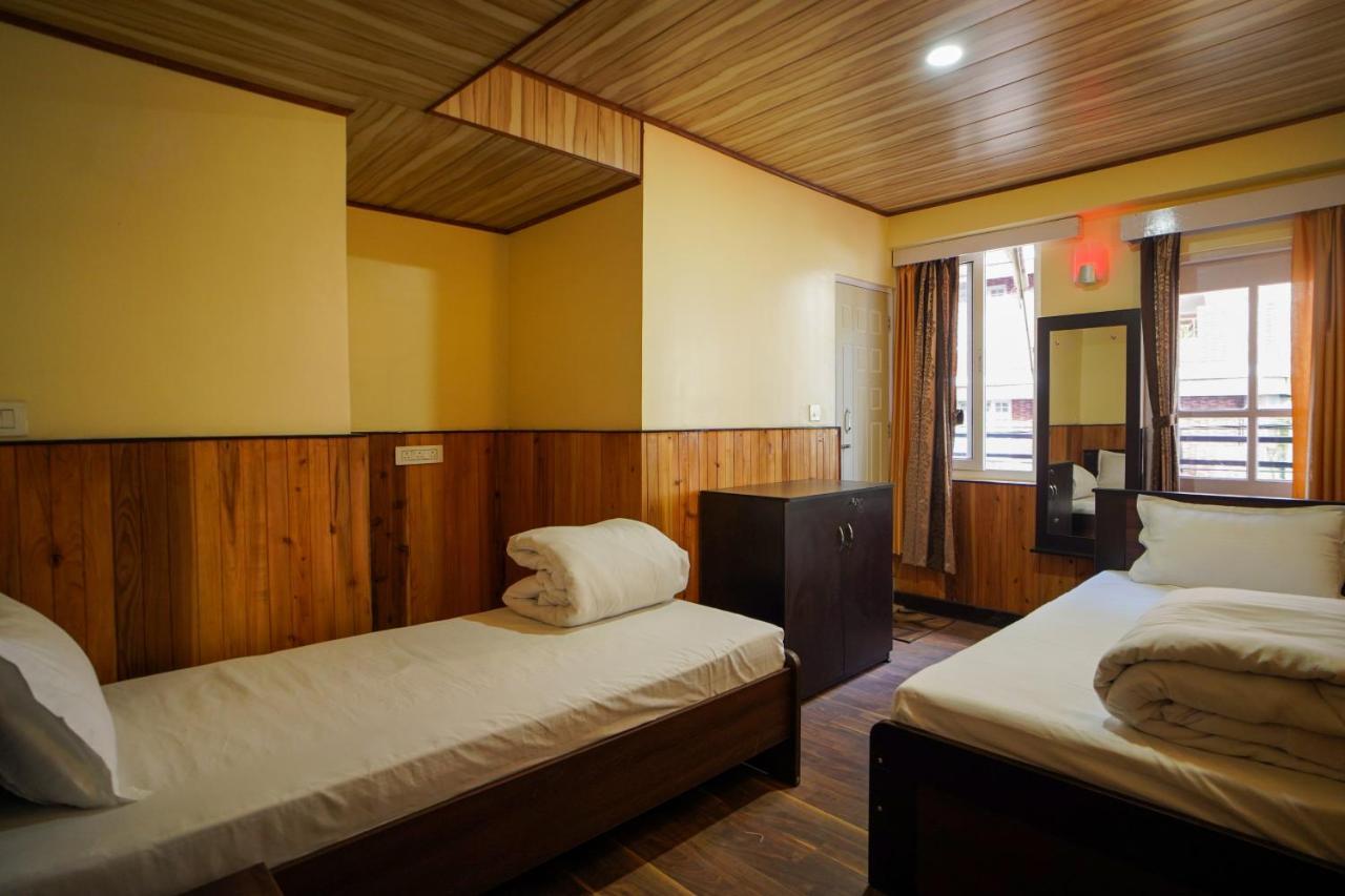 Hill Queen Near Sherpa Gumba Darjeeling Mall 5 Min Couple Friendly