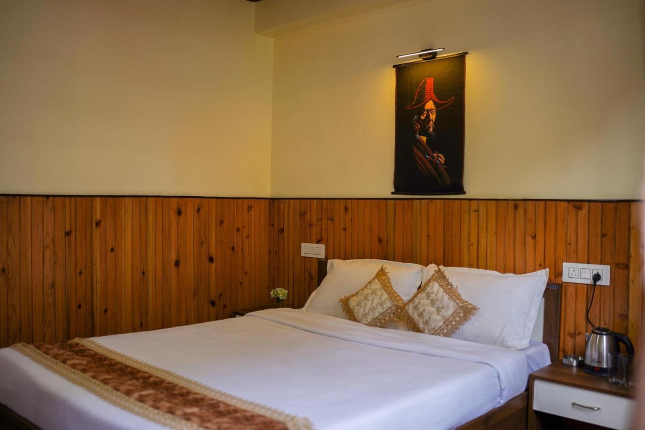 Hill Queen Near Sherpa Gumba Darjeeling Mall 5 Min Couple Friendly Hotel 2*