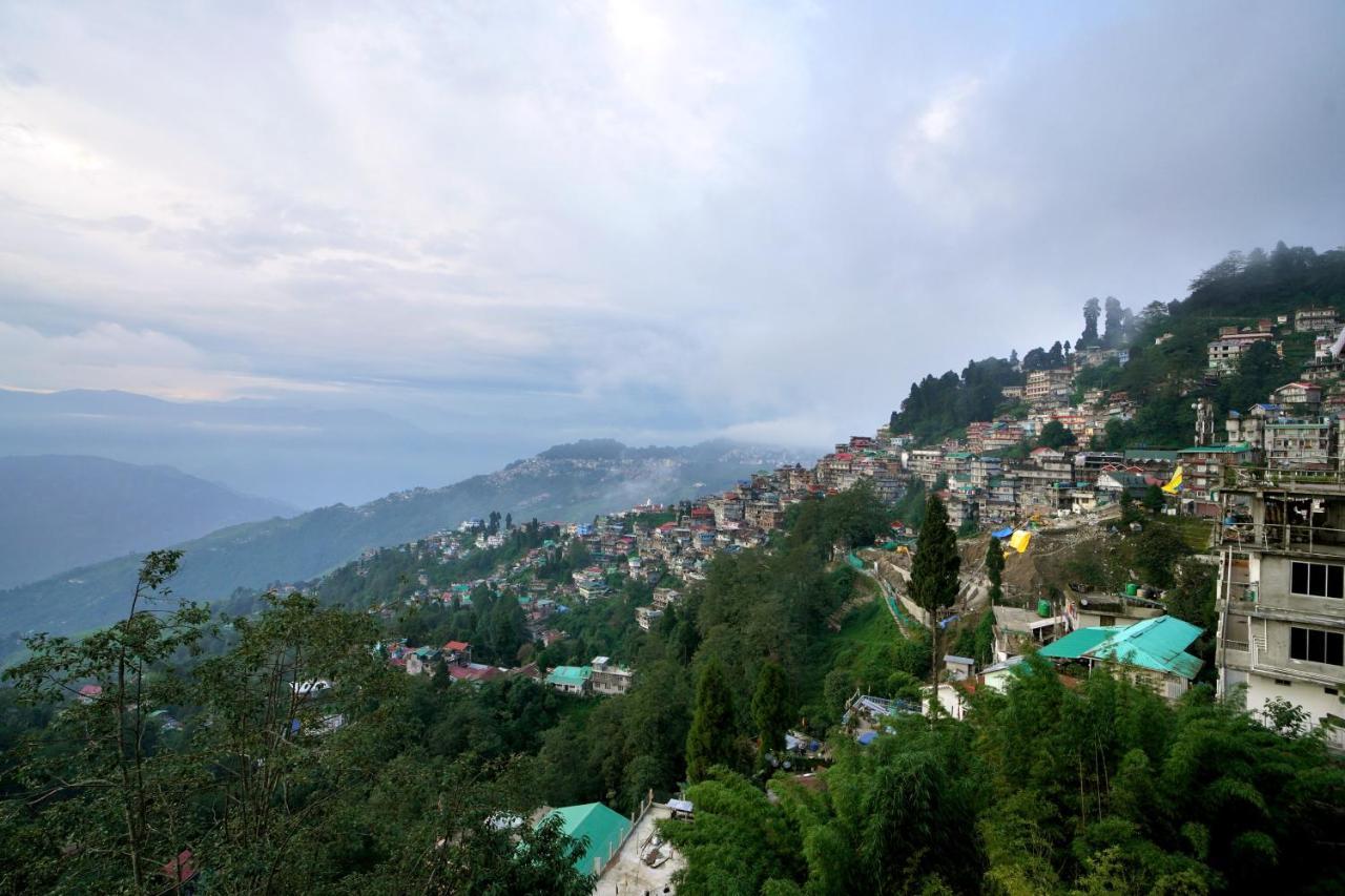 Hill Queen Near Sherpa Gumba Darjeeling Mall 5 Min Couple Friendly 2*
