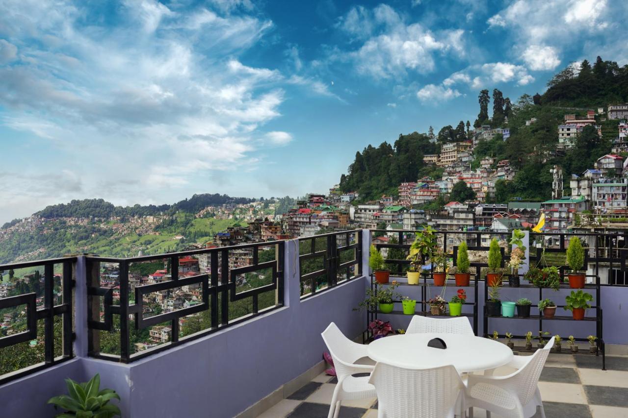 Hill Queen Near Sherpa Gumba Darjeeling Mall 5 Min Couple Friendly 2* Darjeeling (West Bengal)