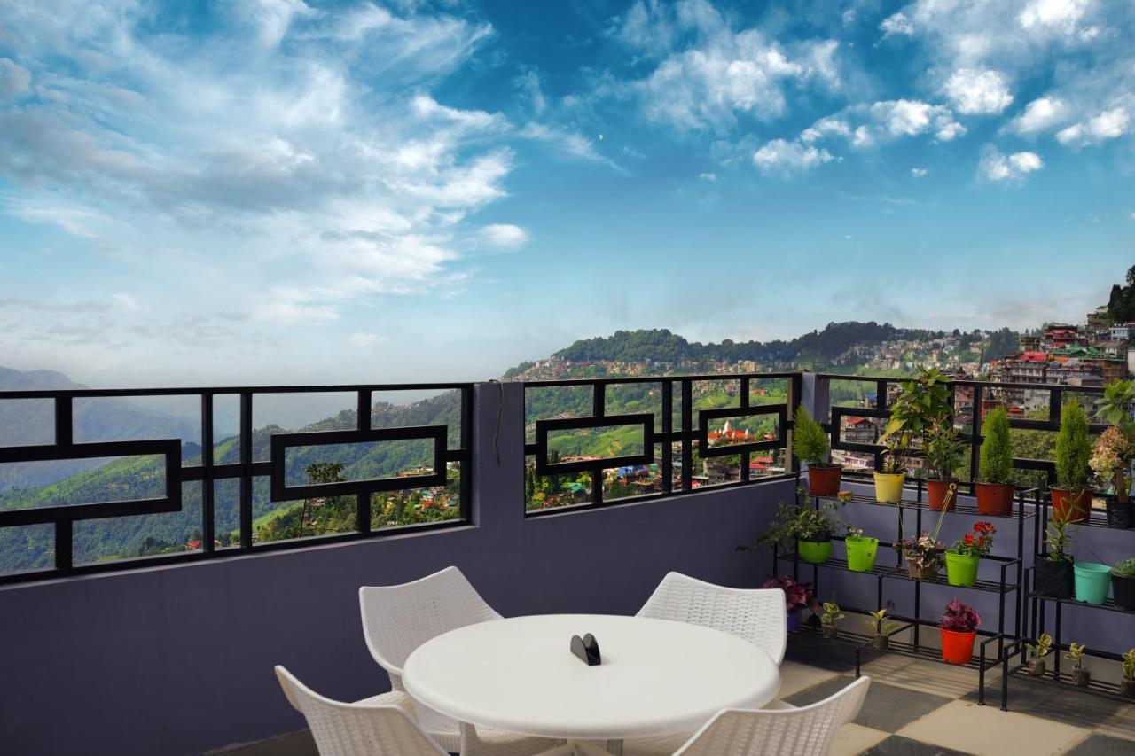 Hill Queen Near Sherpa Gumba Darjeeling Mall 5 Min Couple Friendly Darjeeling (West Bengal)