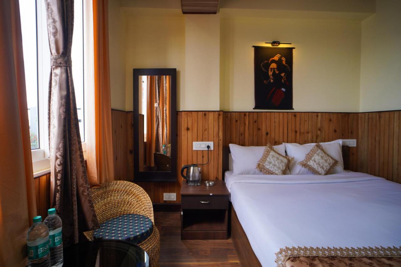 Hill Queen Near Sherpa Gumba Darjeeling Mall 5 Min Couple Friendly Hotel 2*