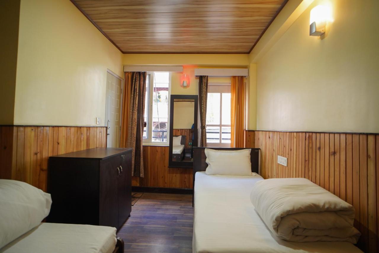 Hill Queen Near Sherpa Gumba Darjeeling Mall 5 Min Couple Friendly Hotel