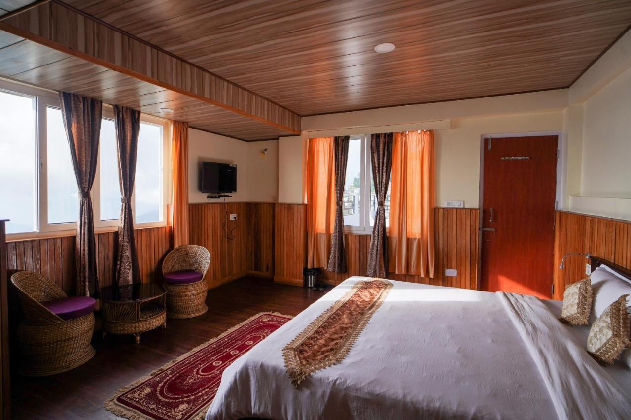 Hill Queen Near Sherpa Gumba Darjeeling Mall 5 Min Couple Friendly Hotel