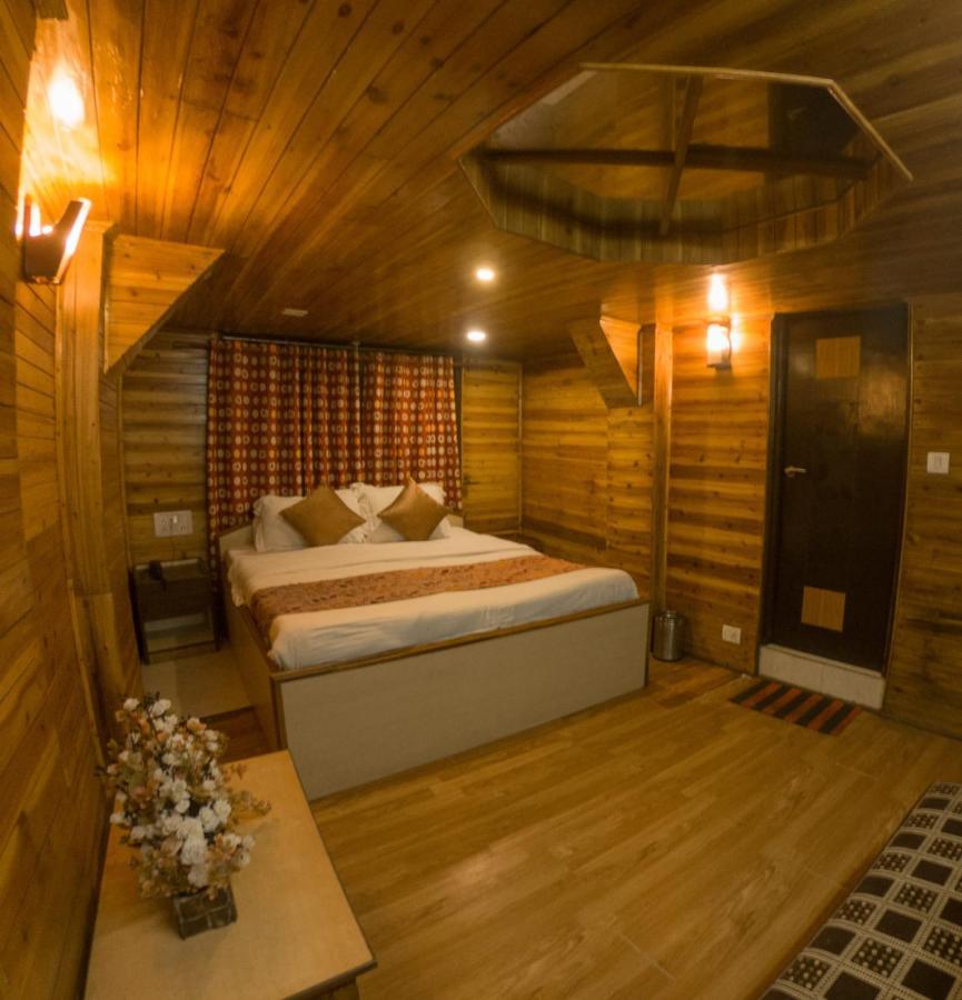 Goroomgo Broadway Mall Road Darjeeling - Best In Darjeeling Darjeeling (West Bengal)
