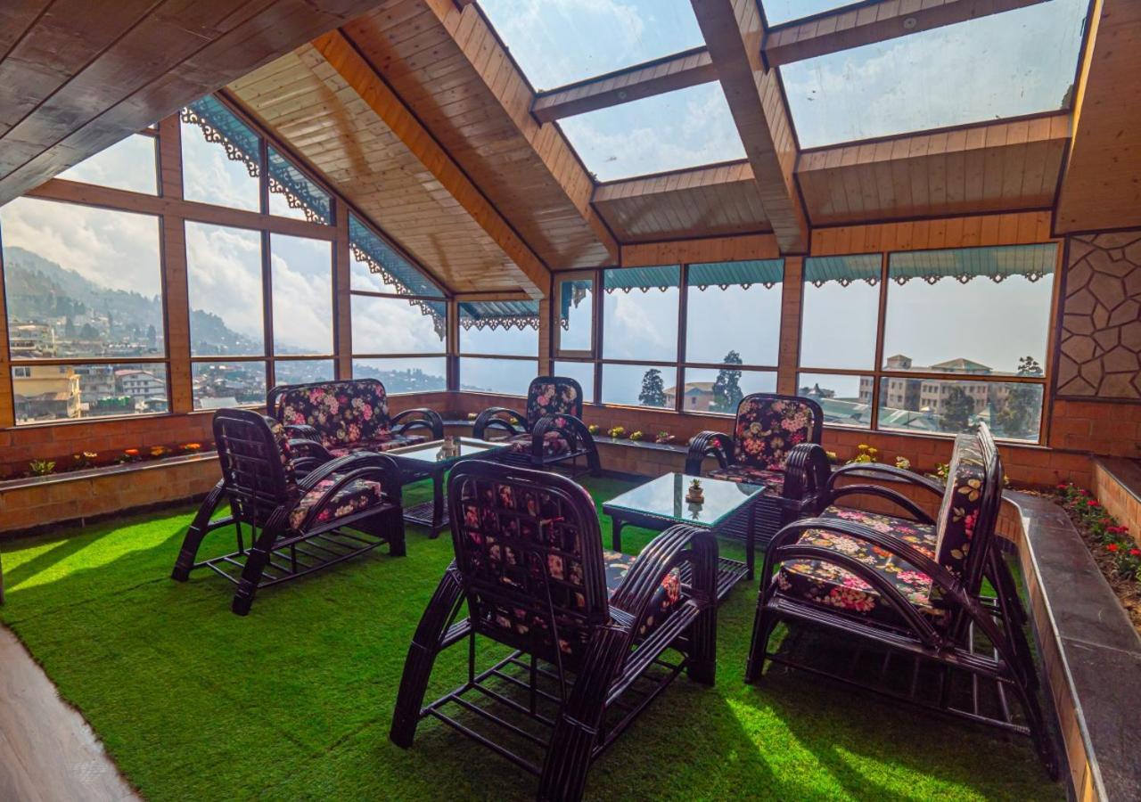 Yashshree Mall Road Darjeeling Hotel 4*