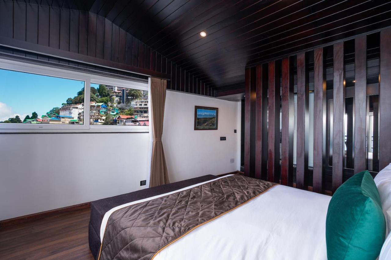 The West Gate By Summit 5* Darjeeling (West Bengal)