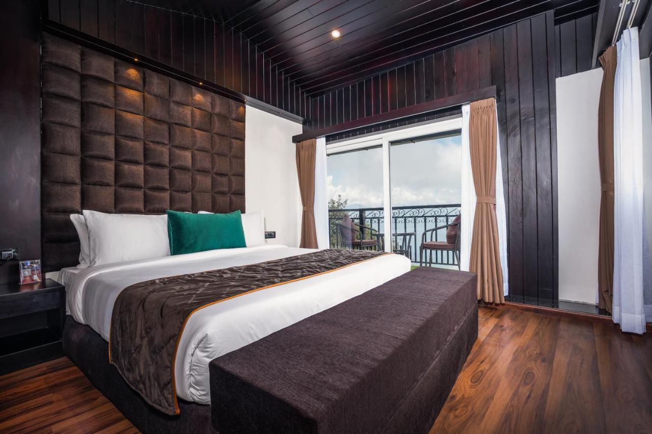 Hotel The West Gate By Summit