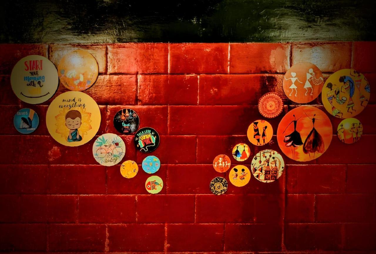 Hidden Monkey Backpackers, Railway Station, Darjeeling Hostel *