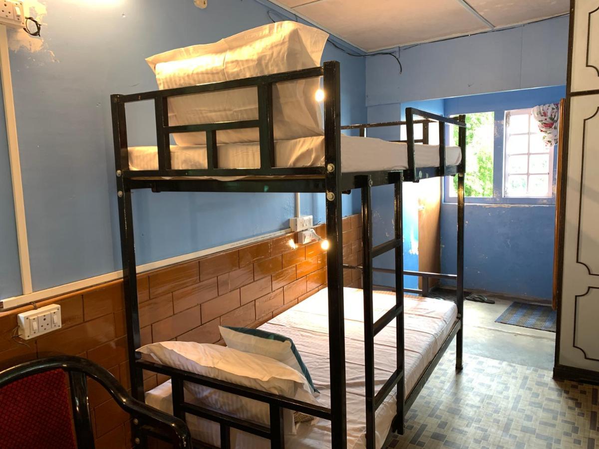 Hostel Solo - Backpacker *