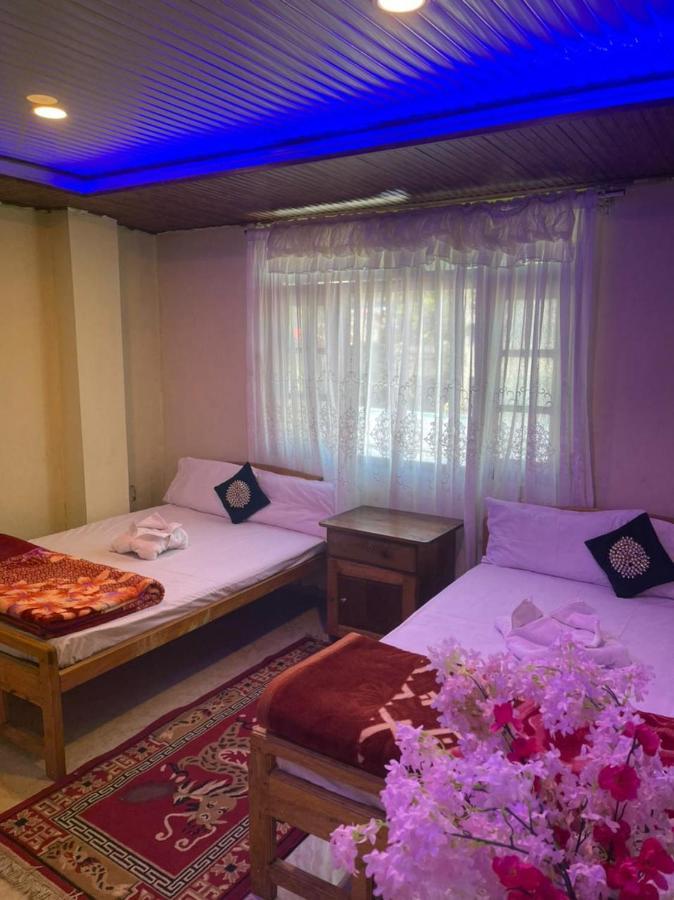 O Adarash Hotel