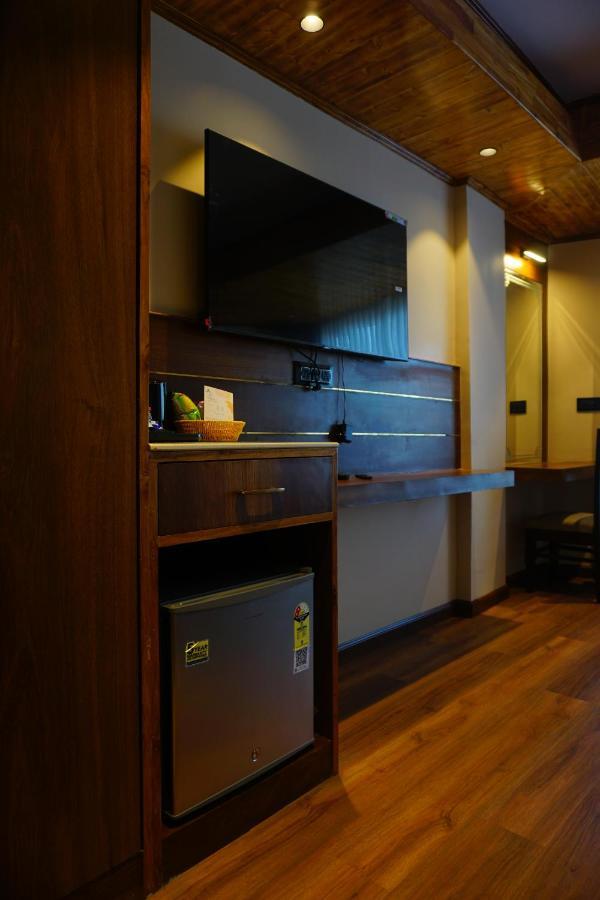 Gakhil Boutique 4*