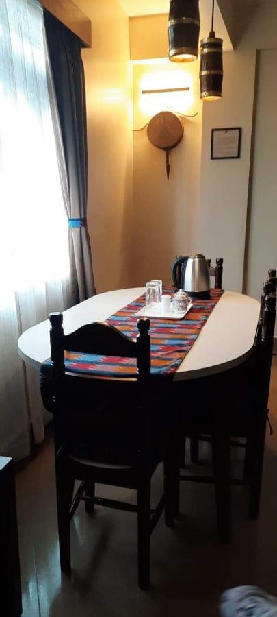 Apartment Jj Tribal