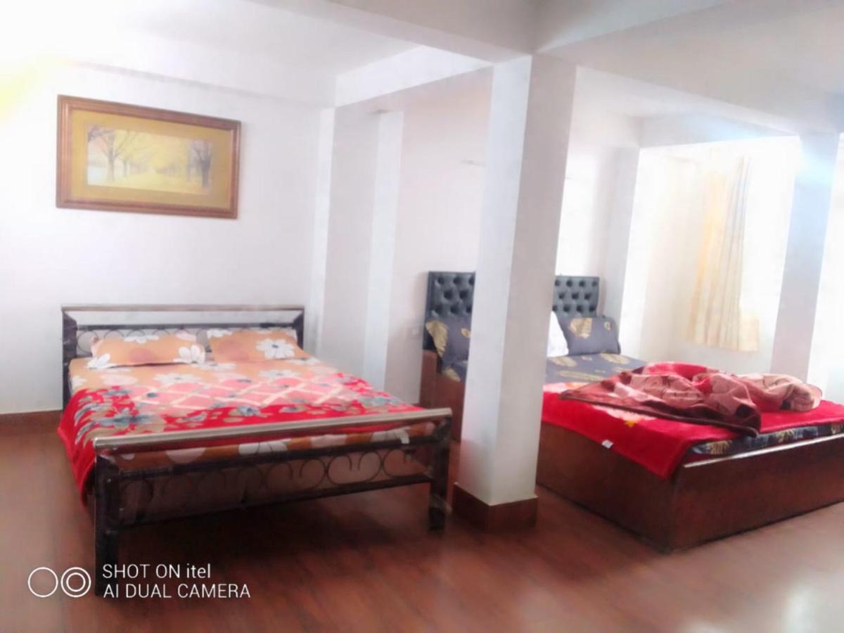 Hotel White Lotus *