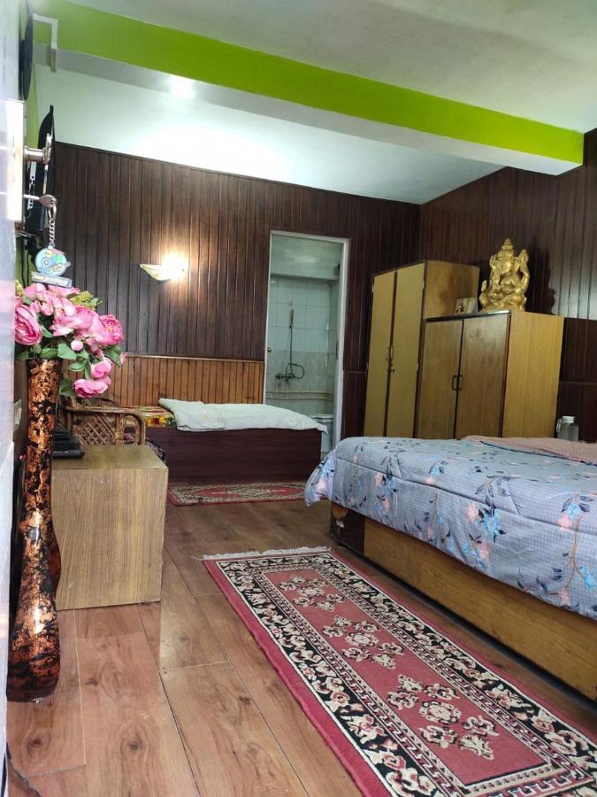 Azalea Holidays On Mall Hotel Darjeeling (West Bengal)