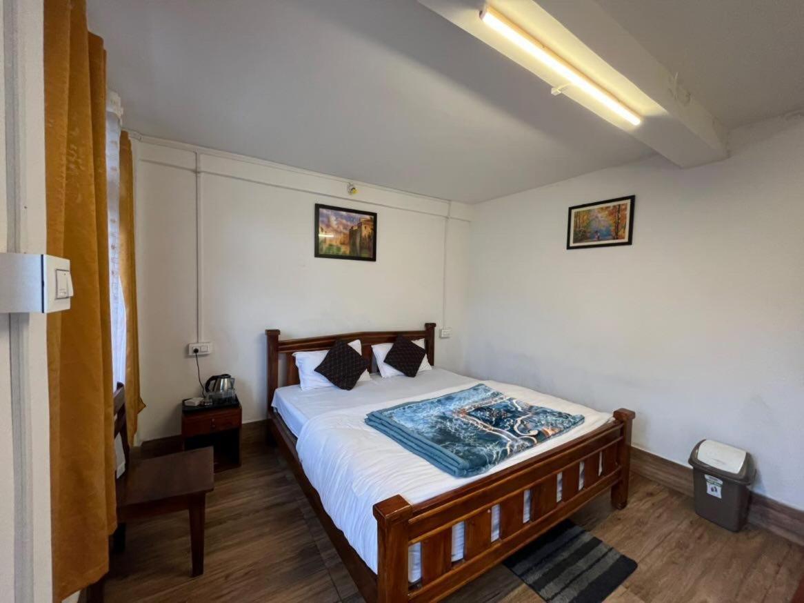 Hotel White Lotus Darjeeling (West Bengal)