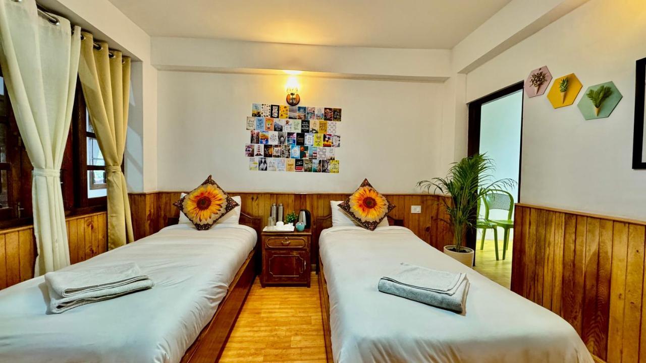 Hotel Batasia, Hillside Darjeeling (West Bengal)
