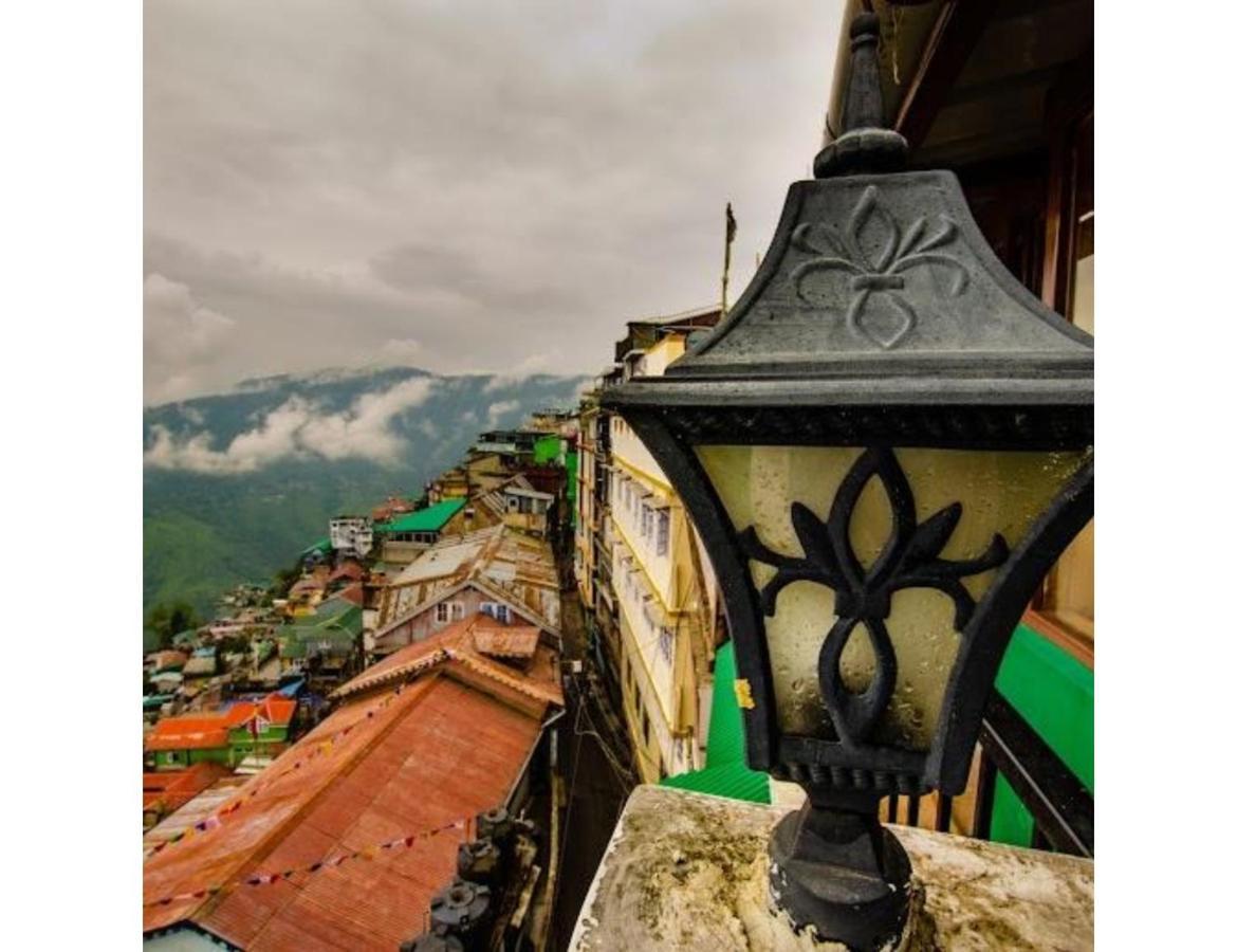 Indus Mount Royale And Spa, Darjeeling