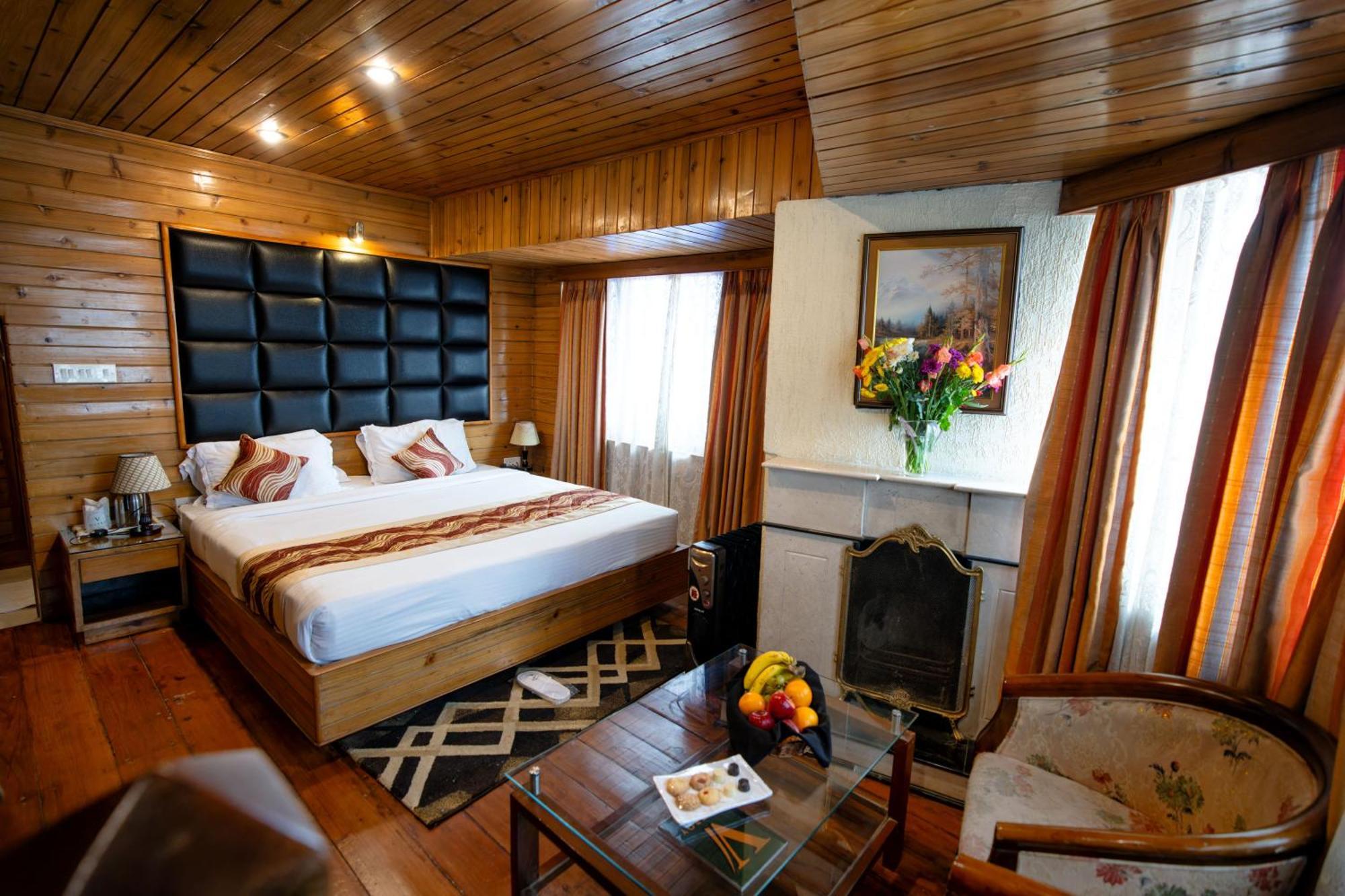Viceroy Hotel